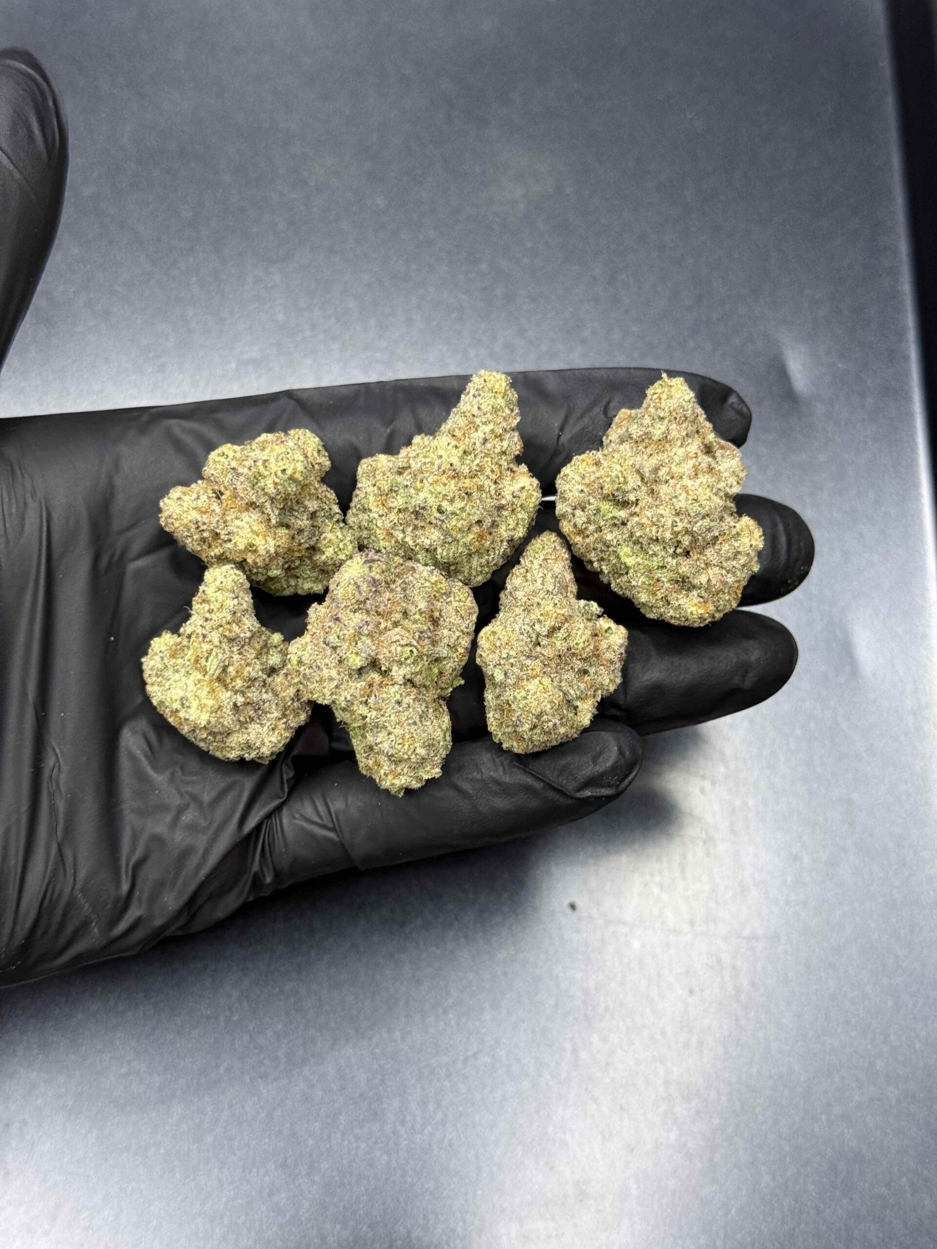 White Inferno By. BeLeaf Seeds THC 25-30% - Image 2