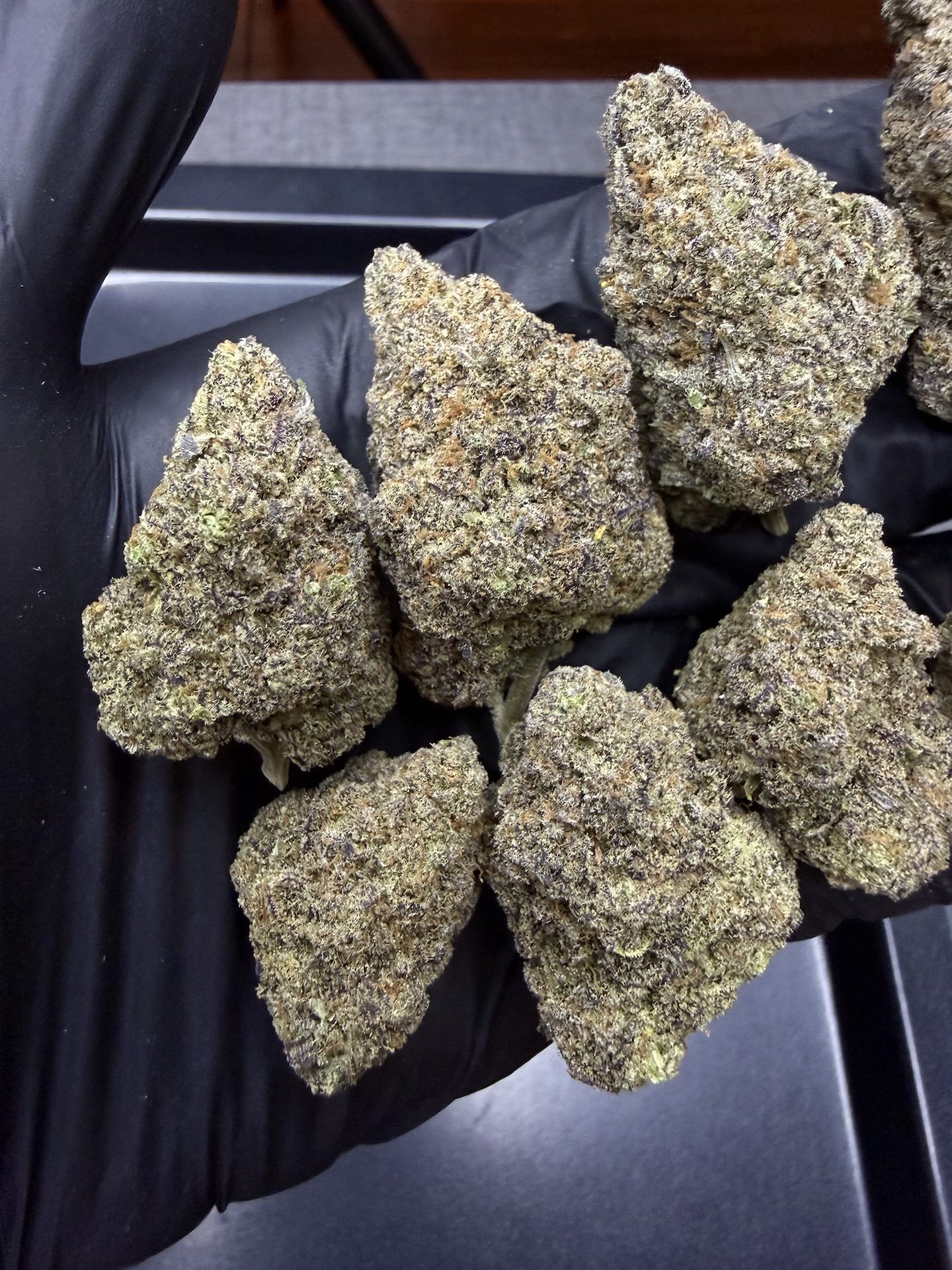 Black Amber By. Fullmoon Genetics THC 27-30% - Image 4