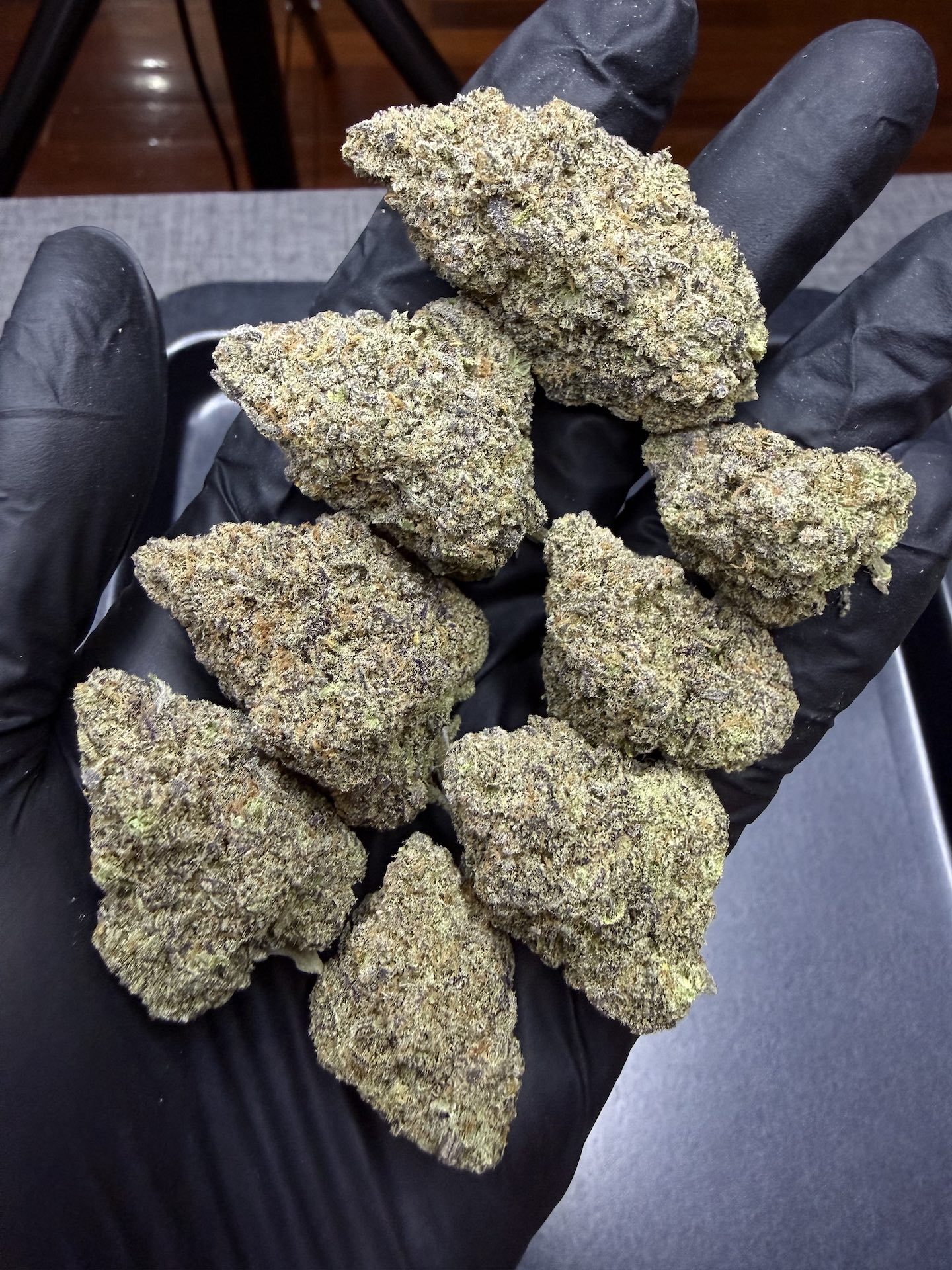 Black Amber By. Fullmoon Genetics THC 27-30% - Image 3