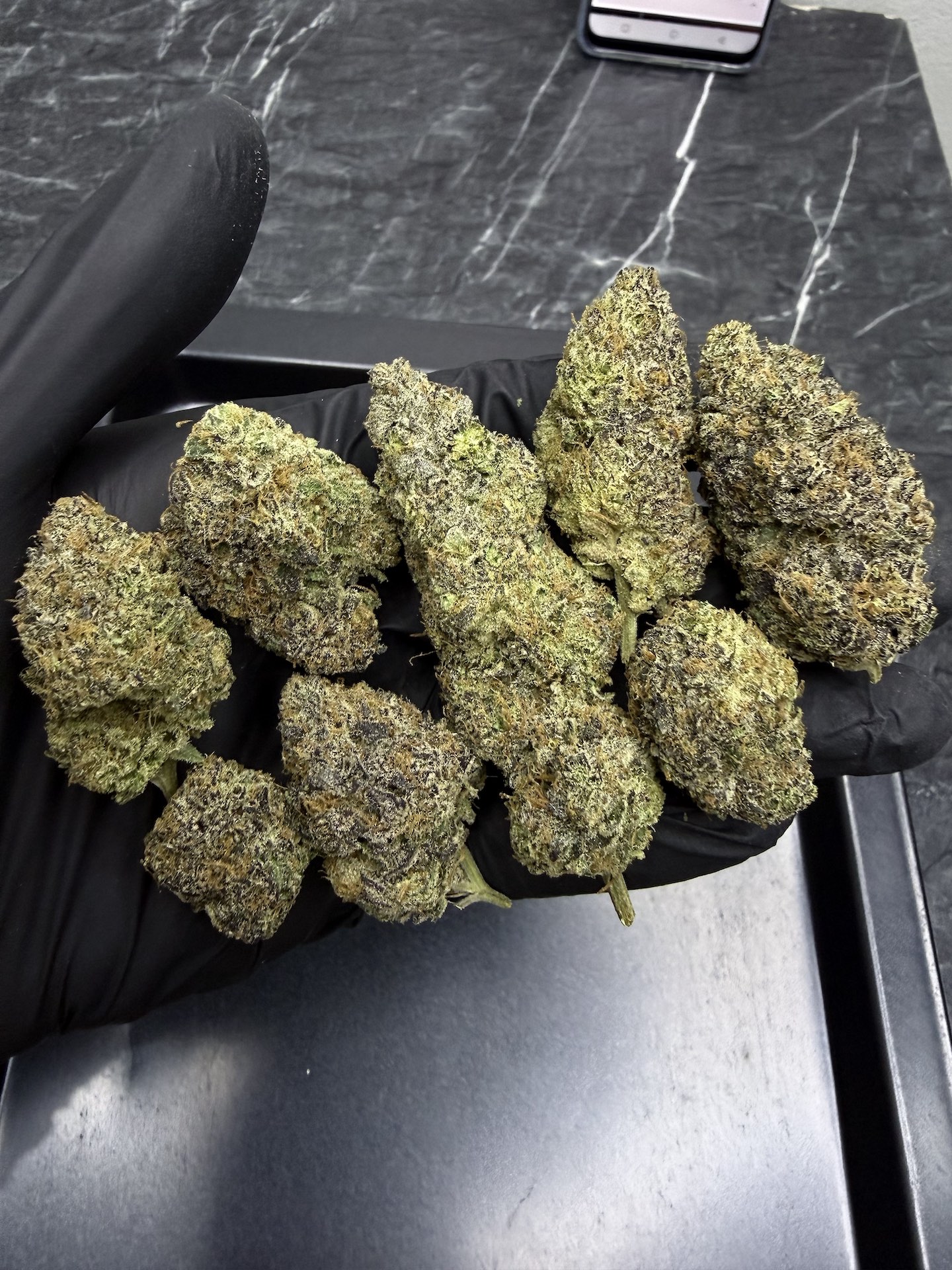 Lemon Cherry Burst By. Elev8 Seeds THC 25-30% - Image 5