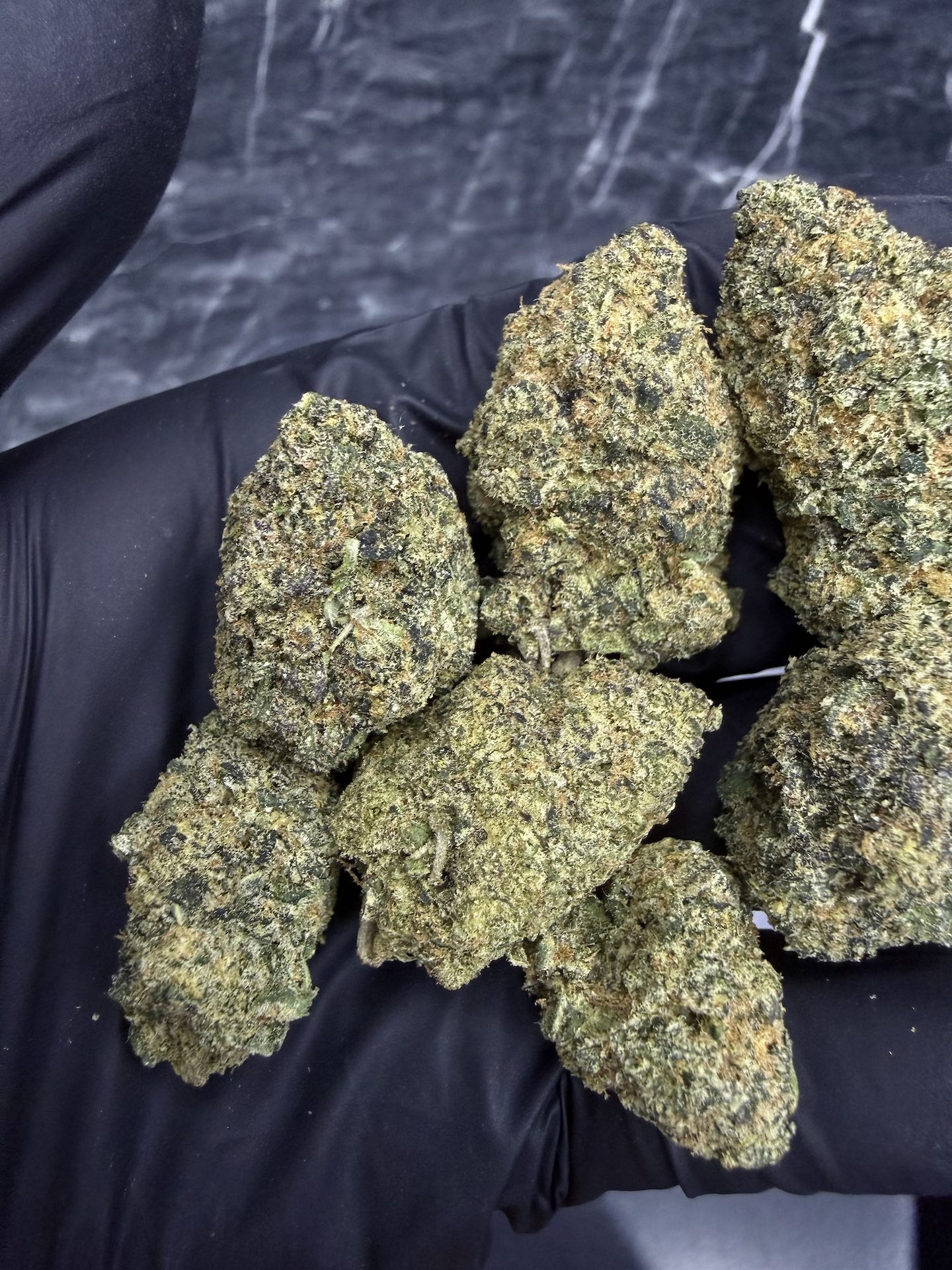Pineapple Express By. Barney's Farm THC 25-30% - Image 4