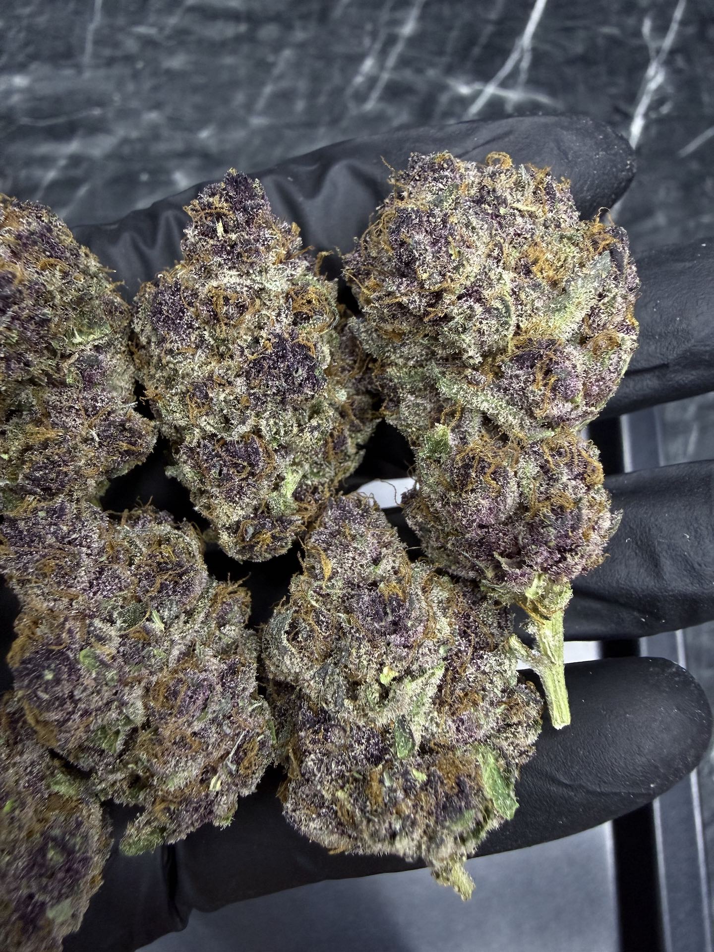 Super Buff Cherry By. Grow More Fire THC 25-30% - Image 3