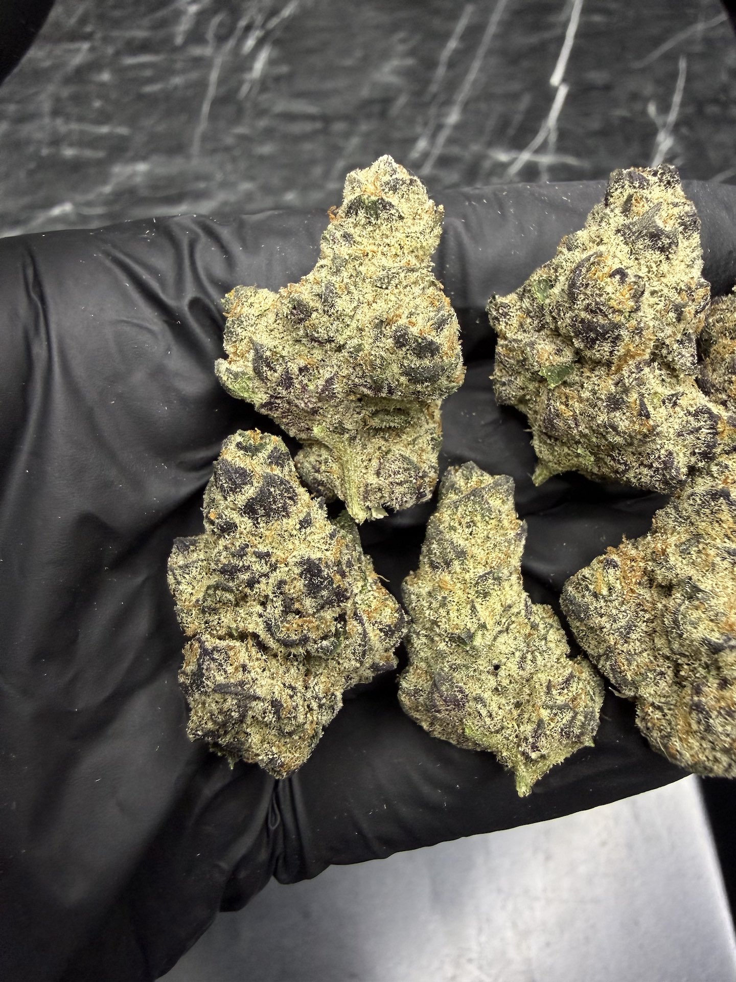 King Bling By. In House Genetics THC 25-30% ð - Image 5